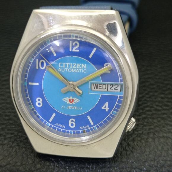 Vintage 1976 Citizen Automatic Mens Silver Watch W/daydate & Blue accents - Picture 3 of 9